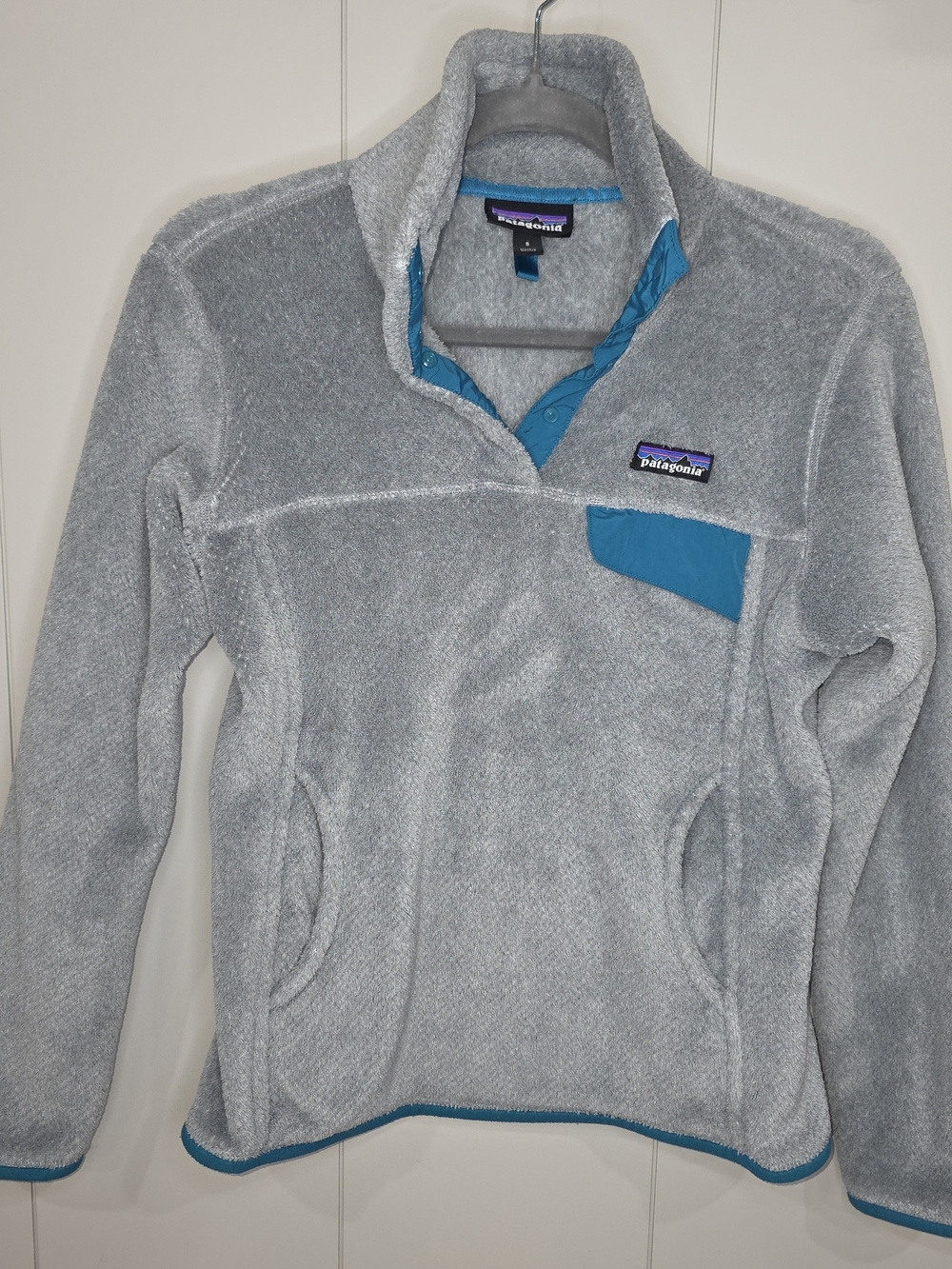 Patagonia Gray Fleece Pullover with Teal Trim Womans Size Small